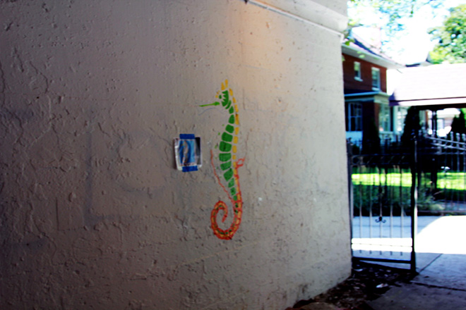 Tony Passero Coloribbean Mural in Rogers Park Chicago Day 1 Seahorse color blocking